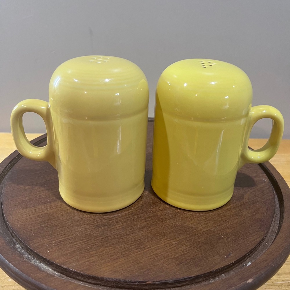 Vtg Fiesta Yellow Range Salt and Pepper Shakers Set‎ MCM Ceramic HLC USA